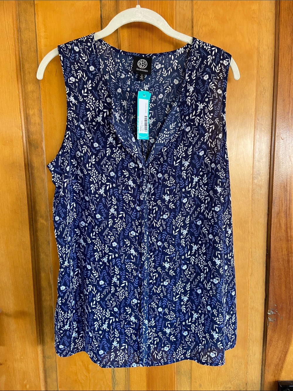 Bobeau Navy and White Floral V-Neck Sleeveless Tank Top